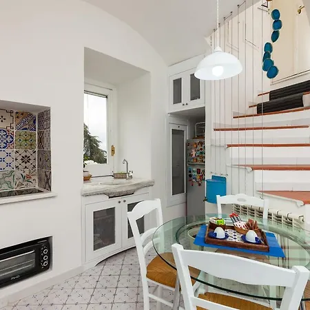 Casita Pedamentina - Bh 56 * Nápoles